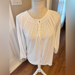 L.L. Beans women’s size medium‎ white shirt